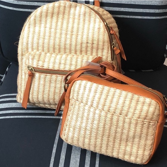 T-shirt & Jeans Handbags - Straw Ava Camera Crossbody bag&Zip ClosureBackpack